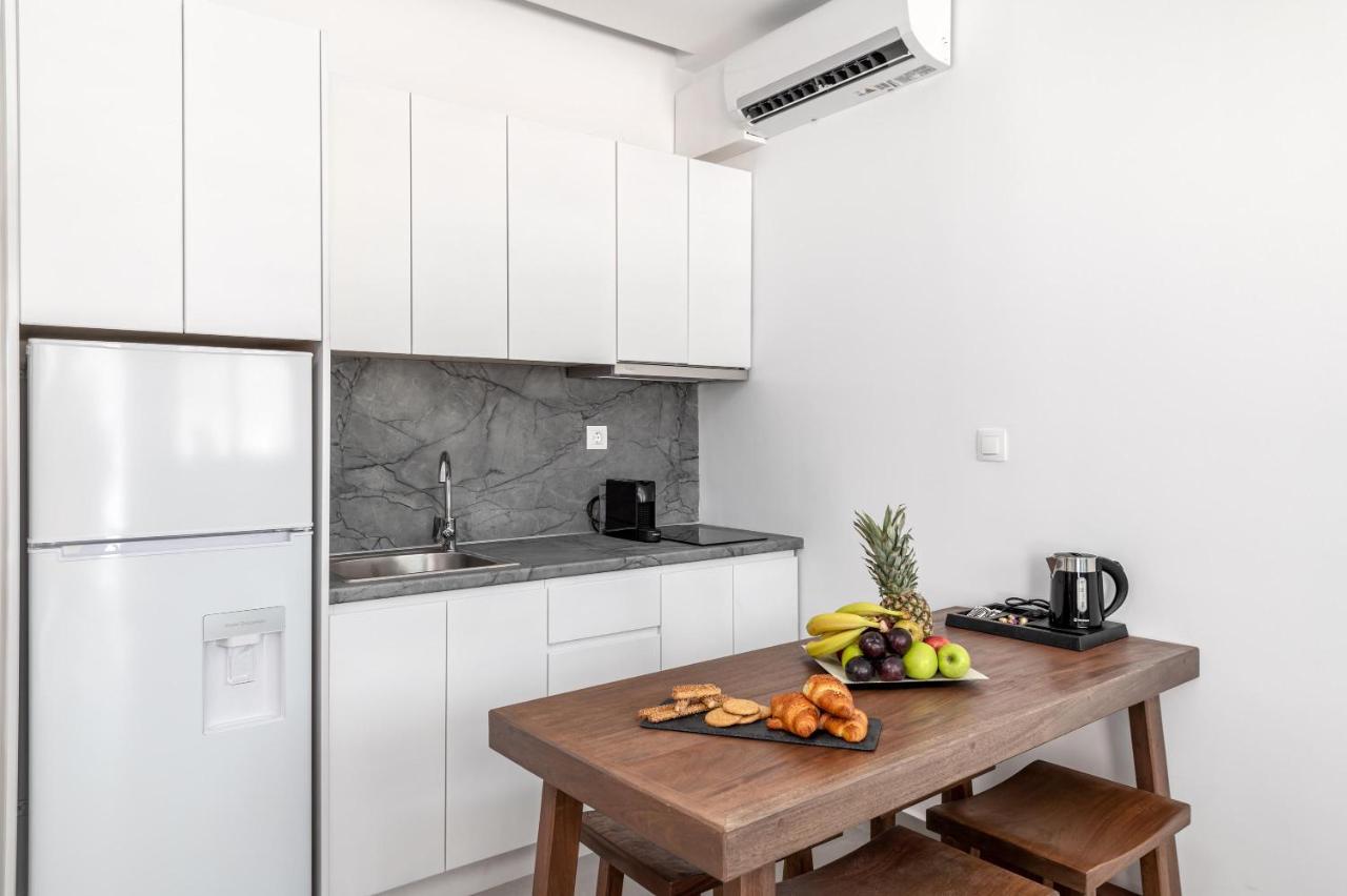 פליראקי Kellys Luxury Apartments מראה חיצוני תמונה