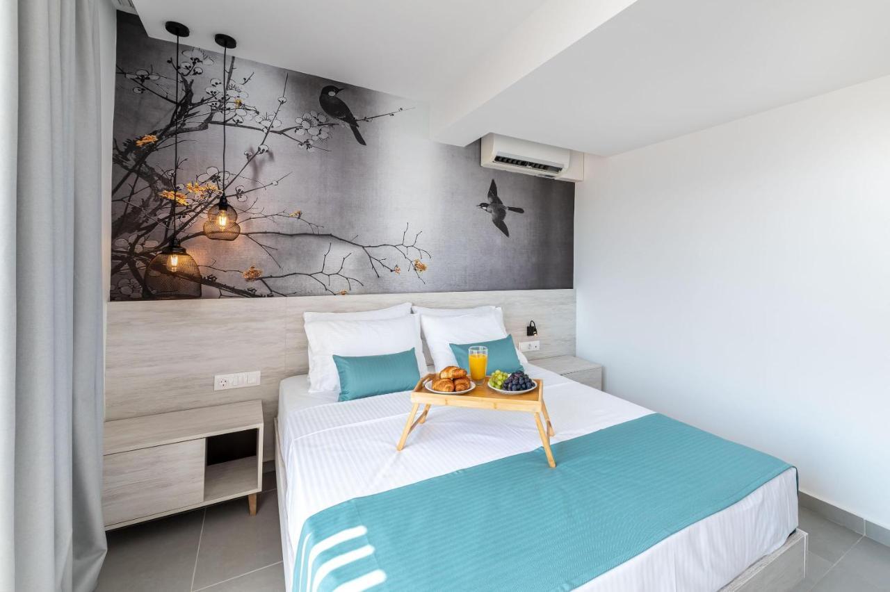 פליראקי Kellys Luxury Apartments מראה חיצוני תמונה