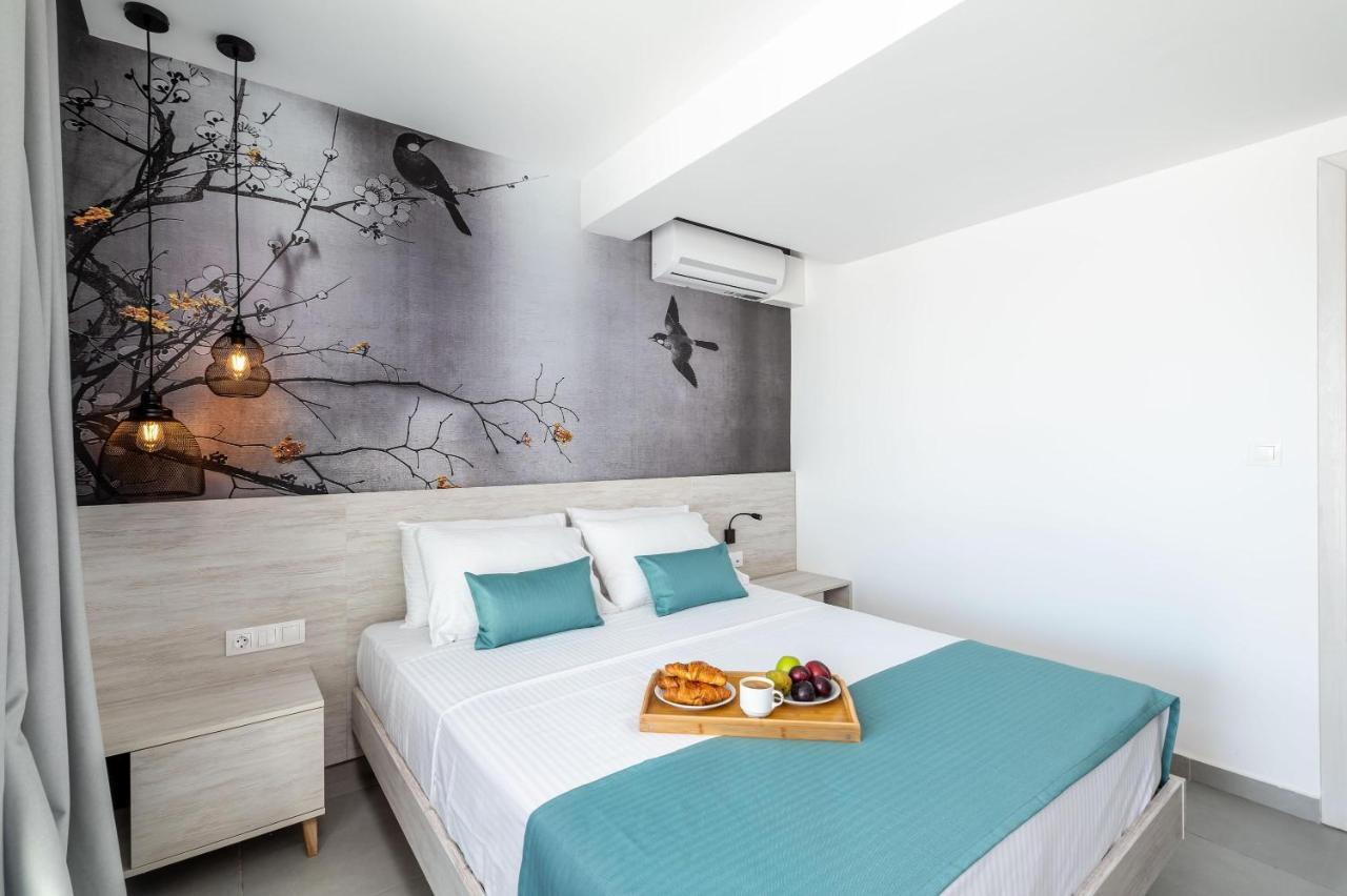 פליראקי Kellys Luxury Apartments מראה חיצוני תמונה