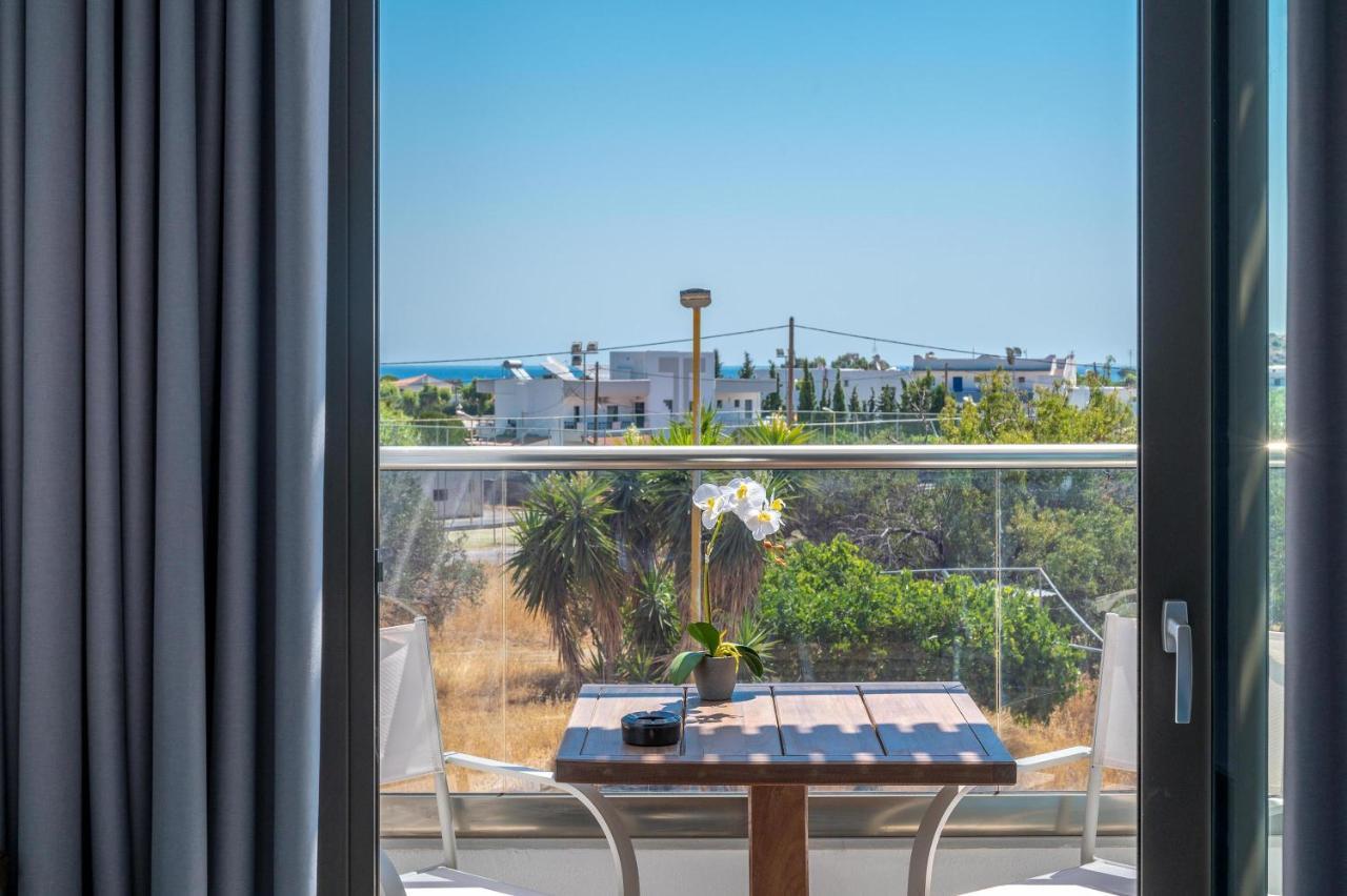 פליראקי Kellys Luxury Apartments מראה חיצוני תמונה